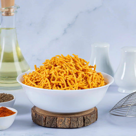Black Pepper Dal Sev (Medium)
